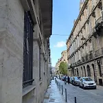 公寓 Renove Place Du Palais Avec Parking 波尔多