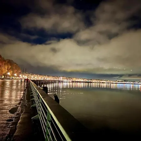 Renove Place Du Palais Avec Parking بوردو