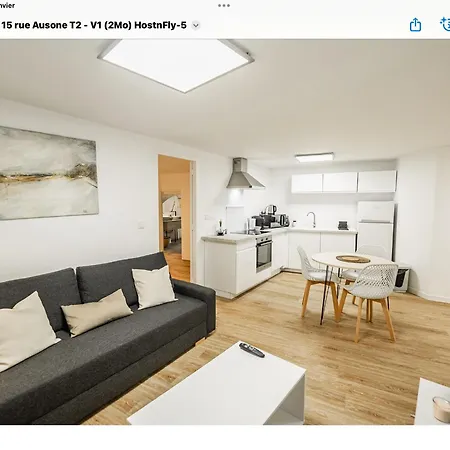 Renove Place Du Palais Avec Parking Апартаменты