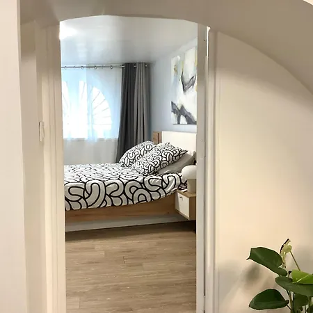 Renove Place Du Palais Avec Parking * Бордо